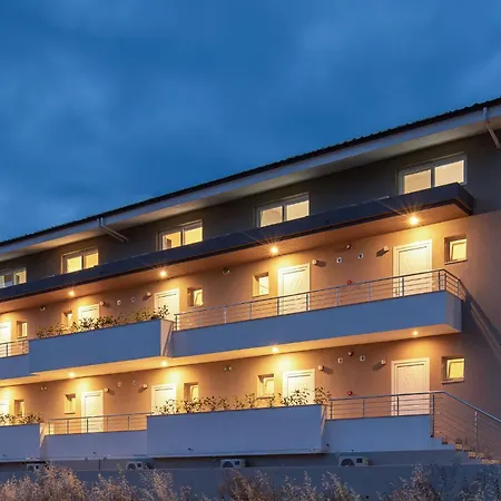 Sithonia Suites 4 Beds Nikiti (Sithonia)