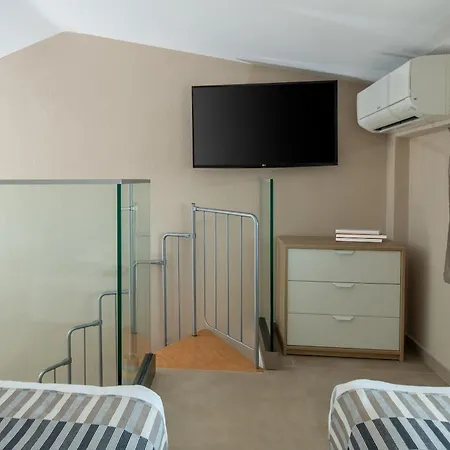 Sithonia Suites 4 Beds Nikiti (Sithonia)