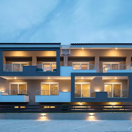 Apartment Sithonia Suites 4 Beds