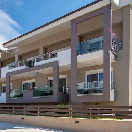 Appartement Sithonia 4 Beds *